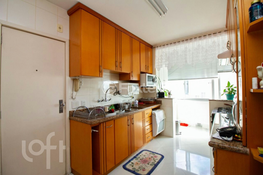 Apartamento à venda com 4 quartos, 207m² - Foto 7