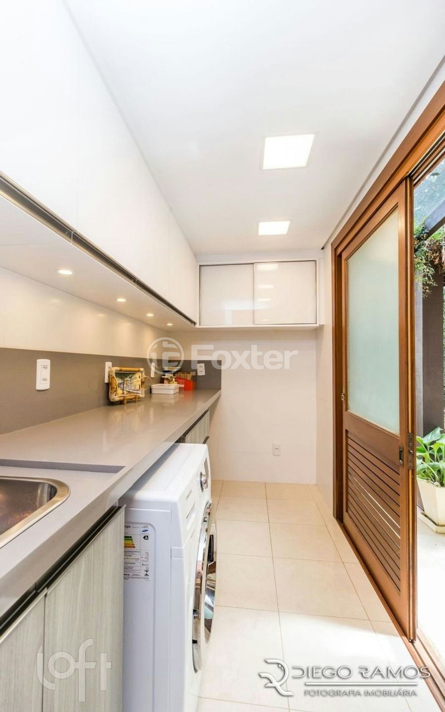 Casa de Condomínio à venda com 3 quartos, 380m² - Foto 42