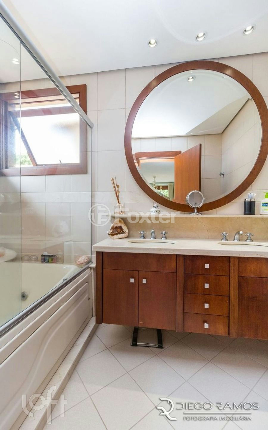 Casa de Condomínio à venda com 3 quartos, 380m² - Foto 39