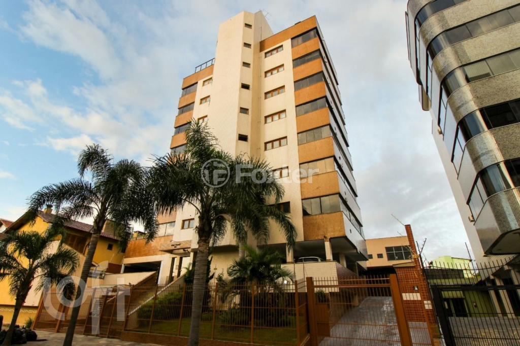 Cobertura à venda com 3 quartos, 210m² - Foto 1