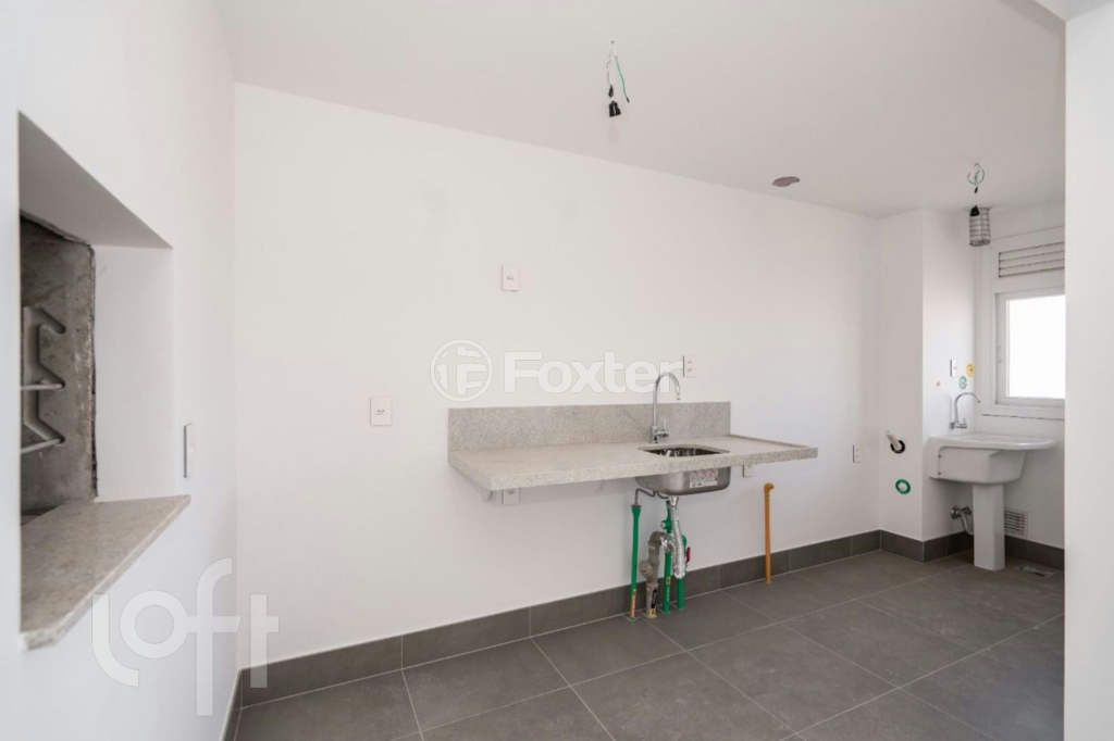 Apartamento à venda com 2 quartos, 76m² - Foto 15