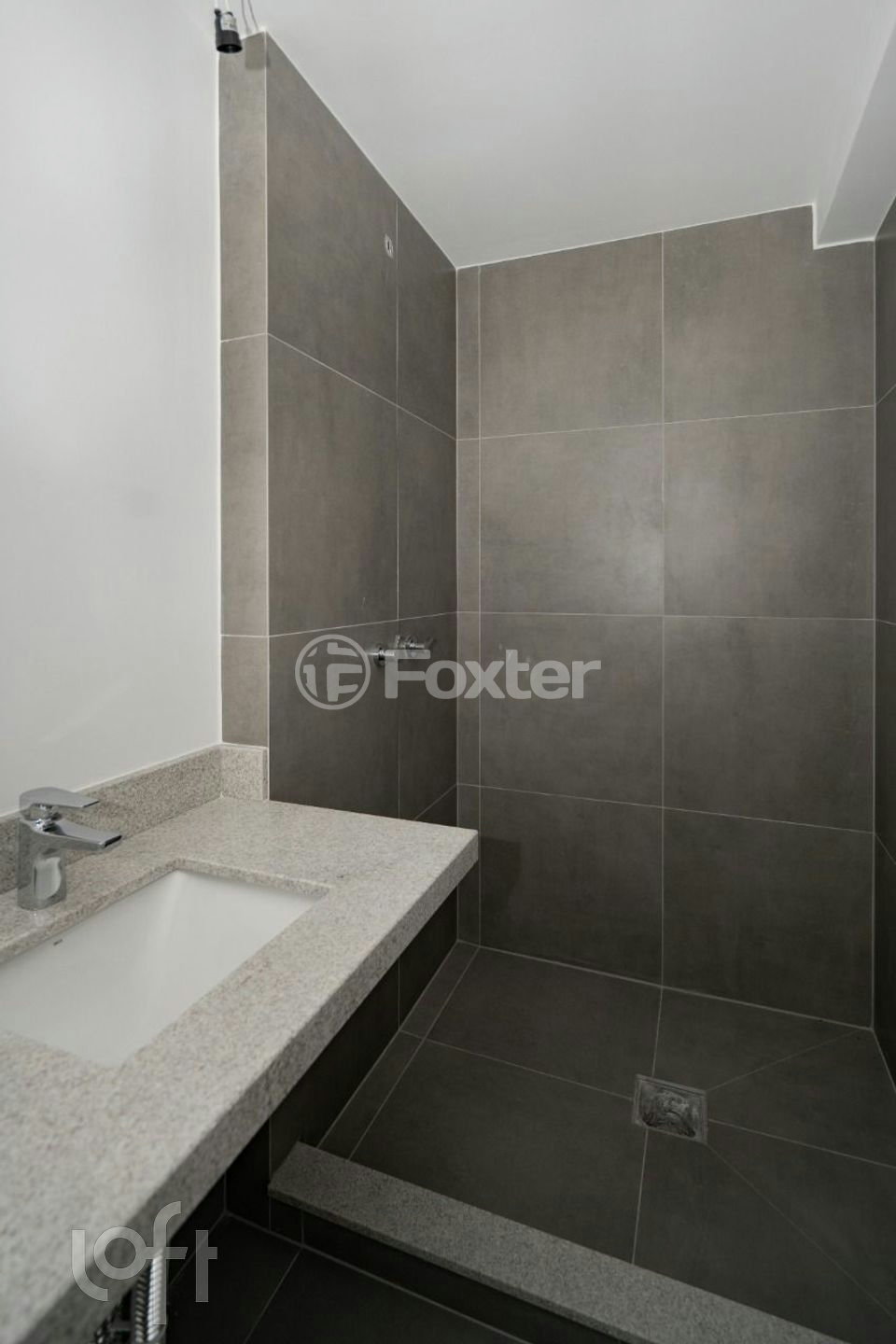 Apartamento à venda com 2 quartos, 76m² - Foto 21