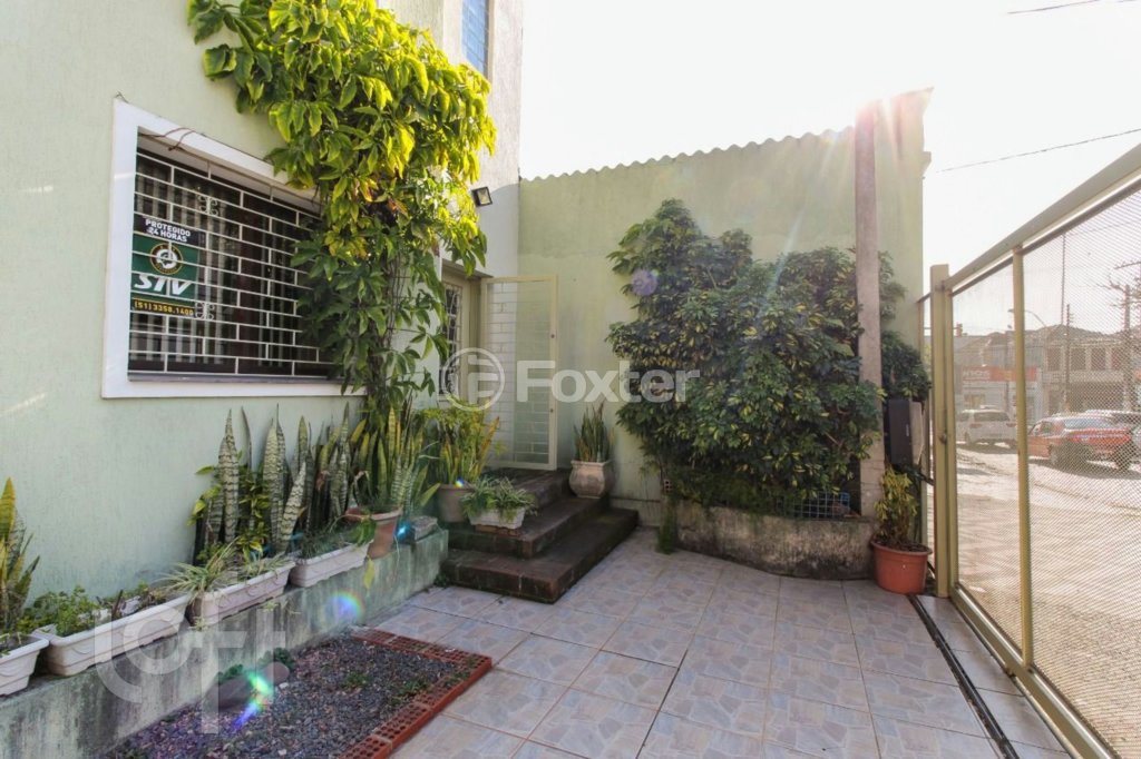 Casa à venda com 3 quartos, 231m² - Foto 17