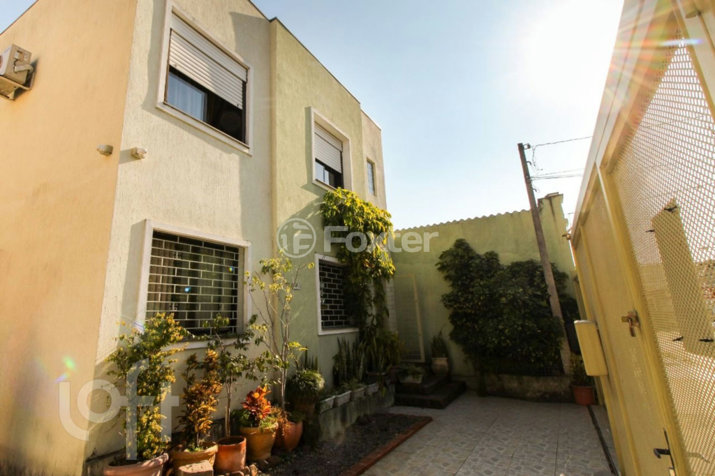 Casa à venda com 3 quartos, 231m² - Foto 14
