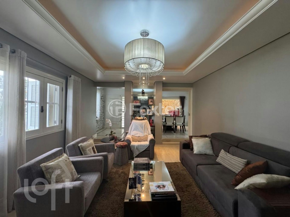 Casa à venda com 3 quartos, 180m² - Foto 4