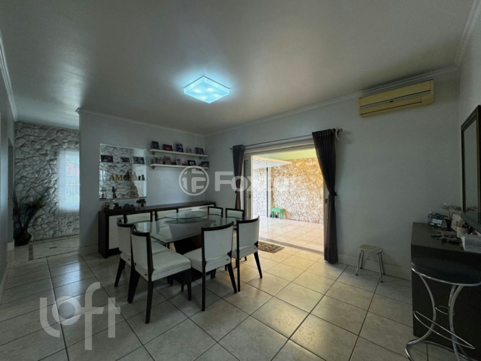 Casa à venda com 3 quartos, 180m² - Foto 7