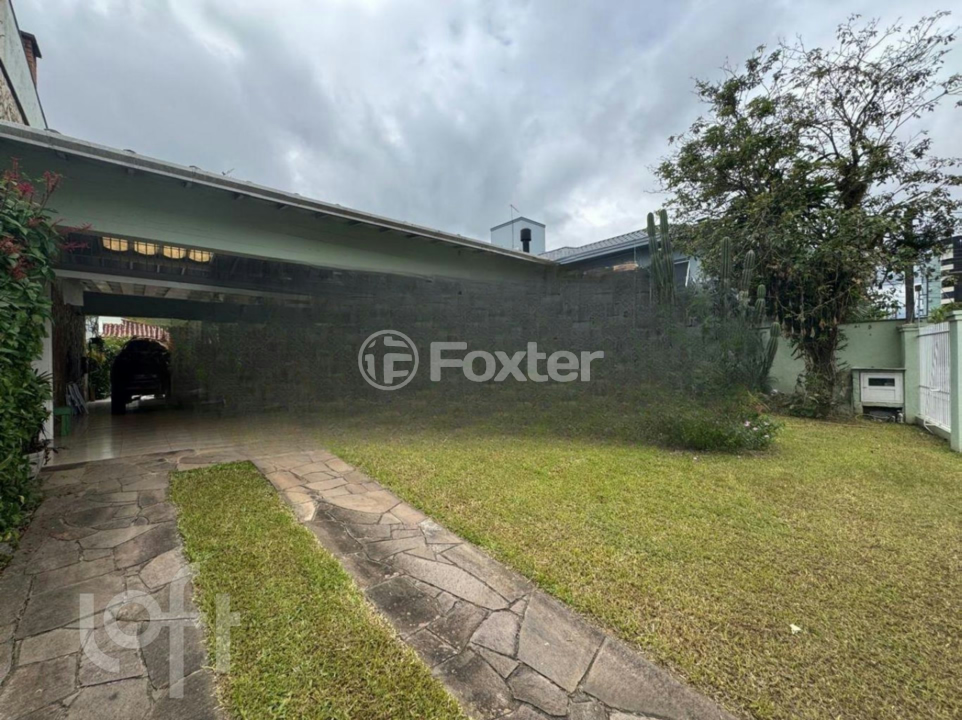 Casa à venda com 3 quartos, 180m² - Foto 32