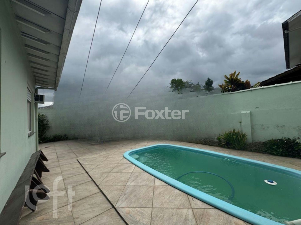 Casa à venda com 3 quartos, 180m² - Foto 26