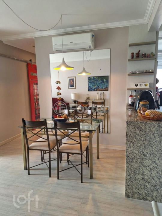 Apartamento à venda com 3 quartos, 72m² - Foto 2