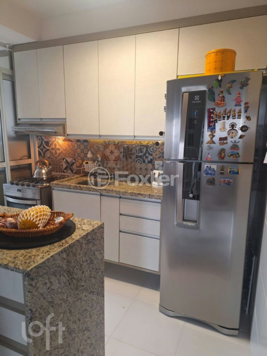 Apartamento à venda com 3 quartos, 72m² - Foto 3