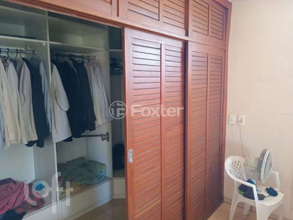 Casa à venda com 3 quartos, 200m² - Foto 30