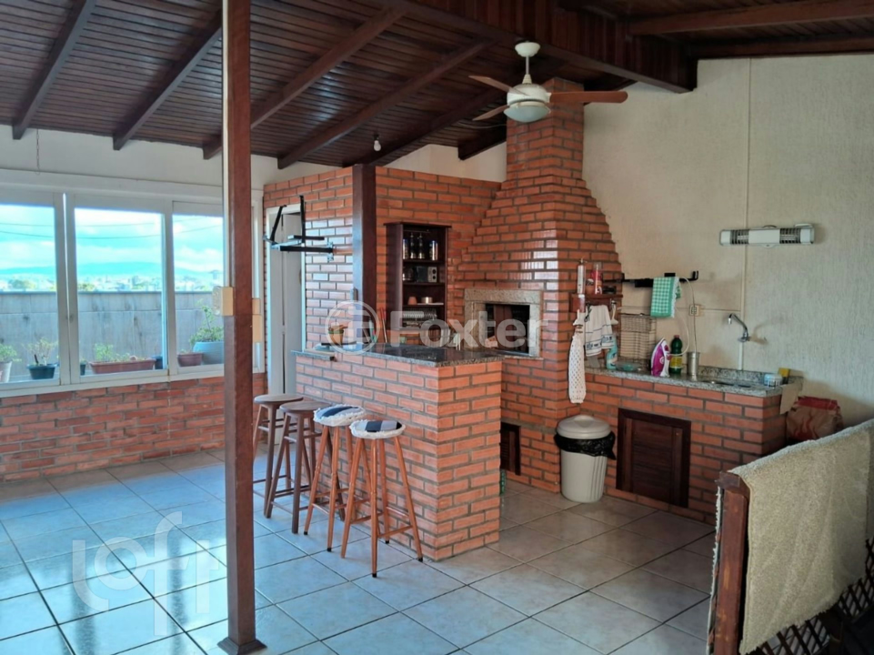 Apartamento à venda com 3 quartos, 271m² - Foto 2