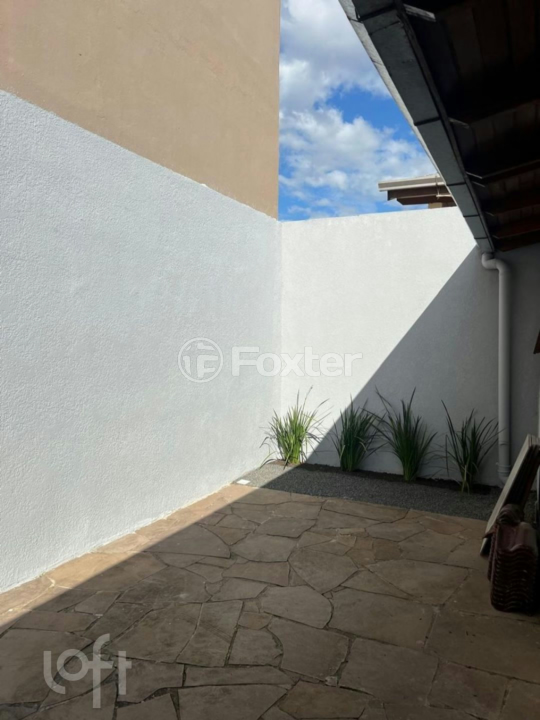 Casa à venda com 2 quartos, 84m² - Foto 11
