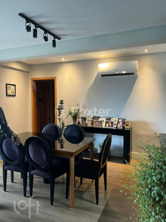 Apartamento à venda com 3 quartos, 105m² - Foto 2