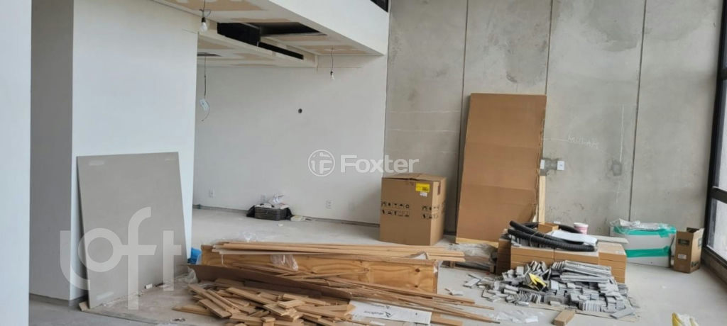 Apartamento à venda com 3 quartos, 135m² - Foto 2