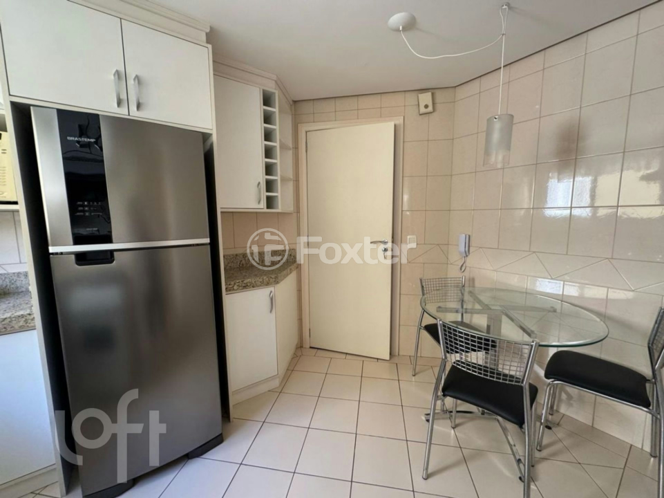 Apartamento à venda com 2 quartos, 80m² - Foto 9