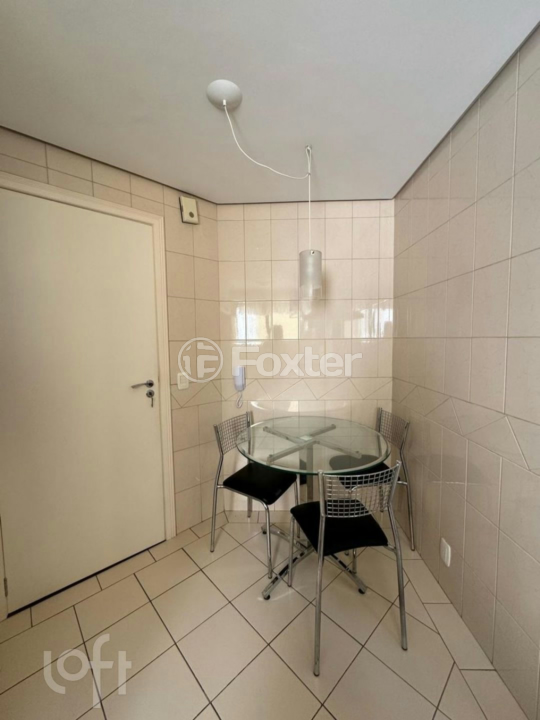 Apartamento à venda com 2 quartos, 80m² - Foto 12