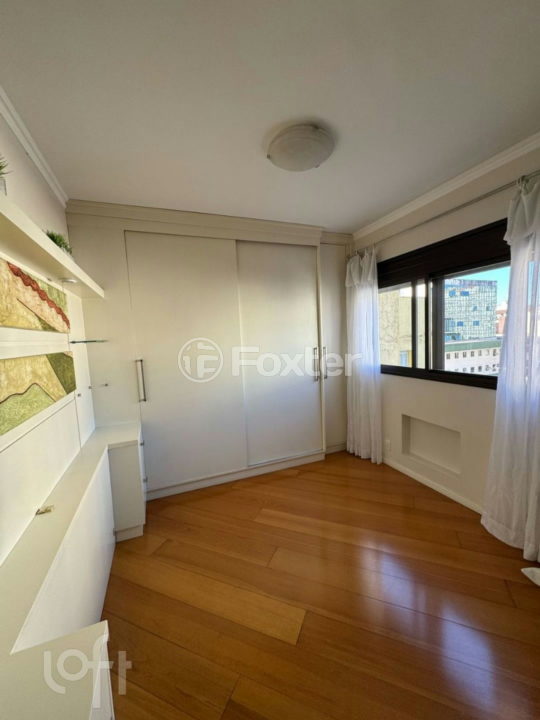 Apartamento à venda com 2 quartos, 80m² - Foto 24