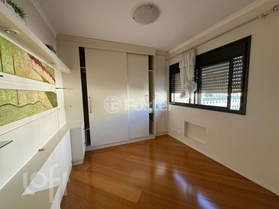 Apartamento à venda com 2 quartos, 80m² - Foto 23
