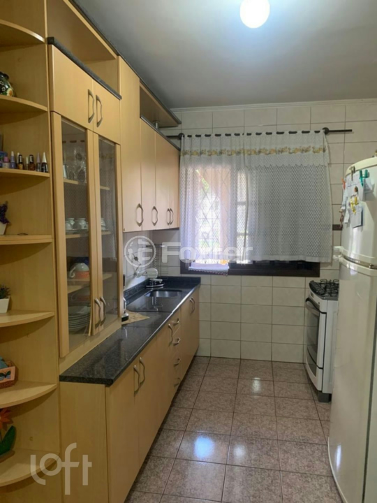 Casa à venda com 4 quartos, 1m² - Foto 9