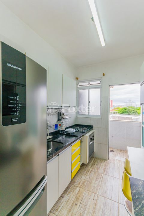 Apartamento à venda com 2 quartos, 68m² - Foto 25