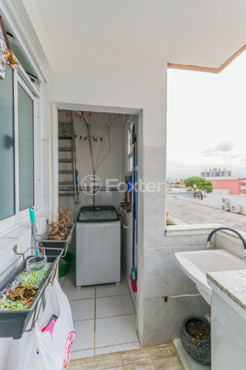 Apartamento à venda com 2 quartos, 68m² - Foto 27