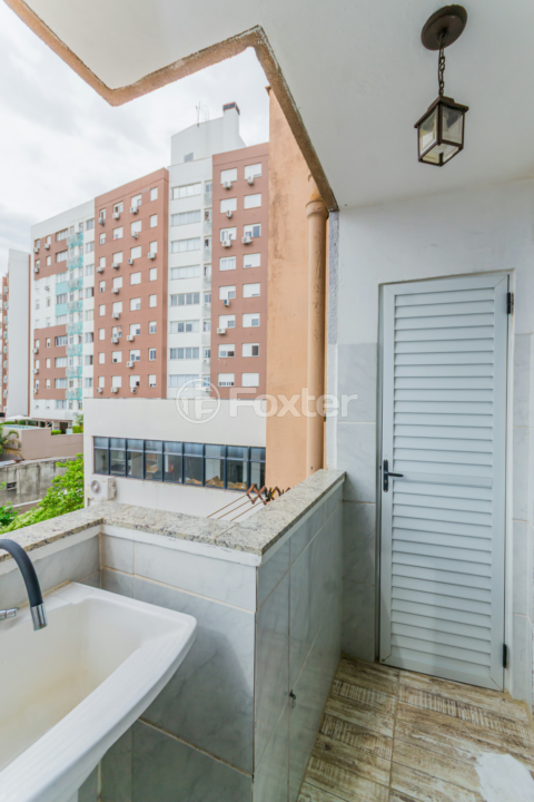 Apartamento à venda com 2 quartos, 68m² - Foto 33