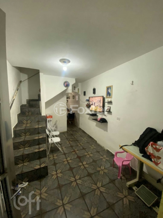 Casa à venda com 3 quartos, 150m² - Foto 1