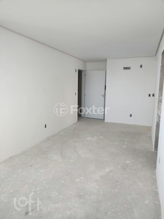 Apartamento à venda com 2 quartos, 66m² - Foto 4