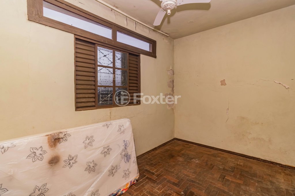 Casa à venda com 4 quartos, 96m² - Foto 14