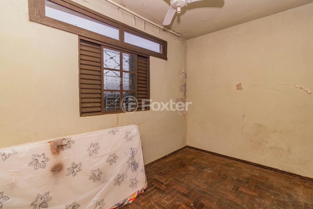 Casa à venda com 4 quartos, 96m² - Foto 15