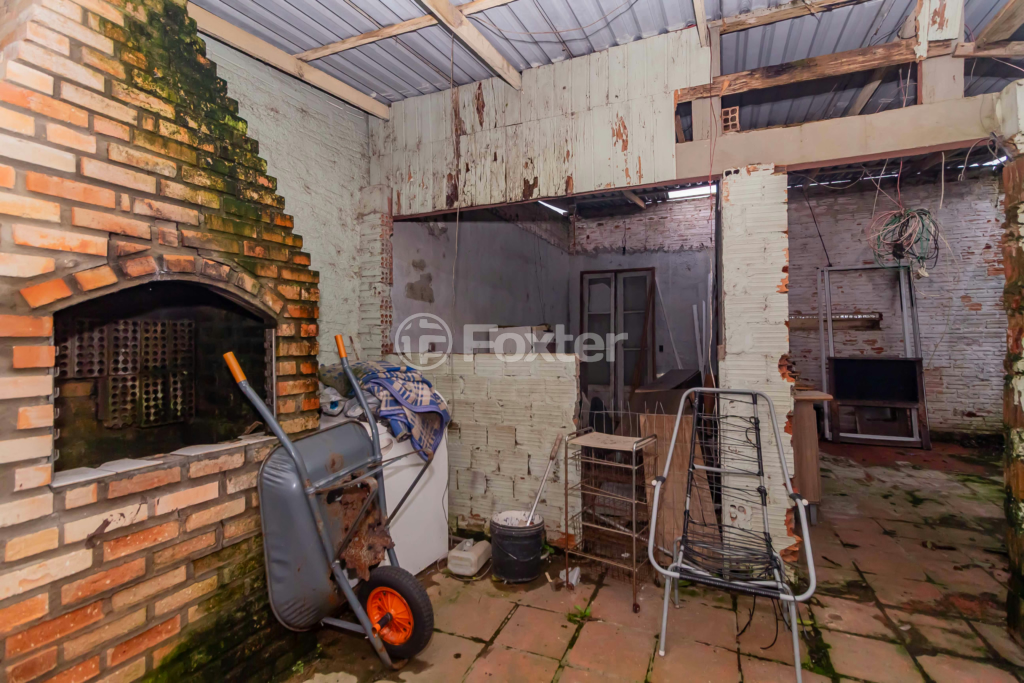 Casa à venda com 4 quartos, 96m² - Foto 28