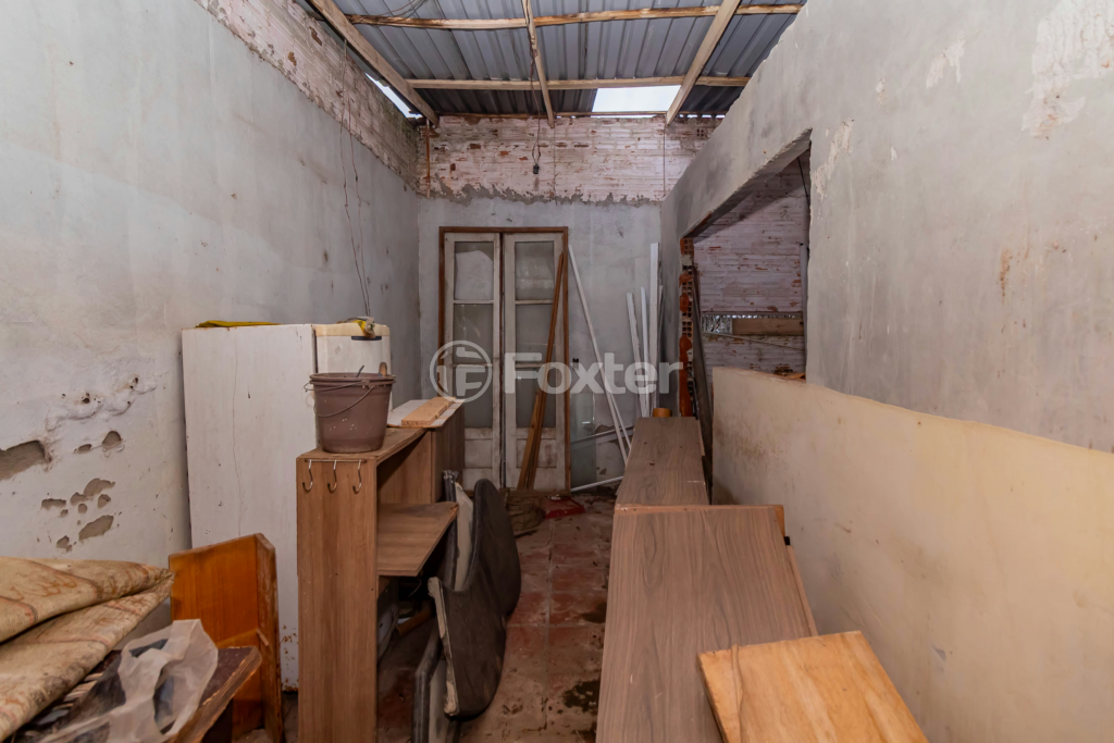 Casa à venda com 4 quartos, 96m² - Foto 29