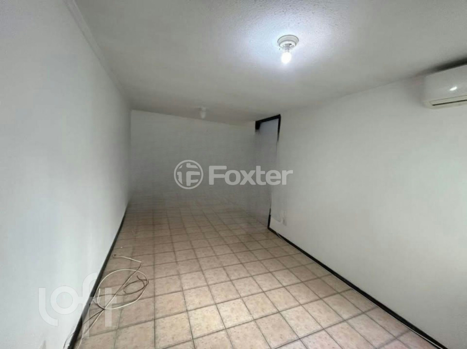 Apartamento à venda com 2 quartos, 69m² - Foto 2
