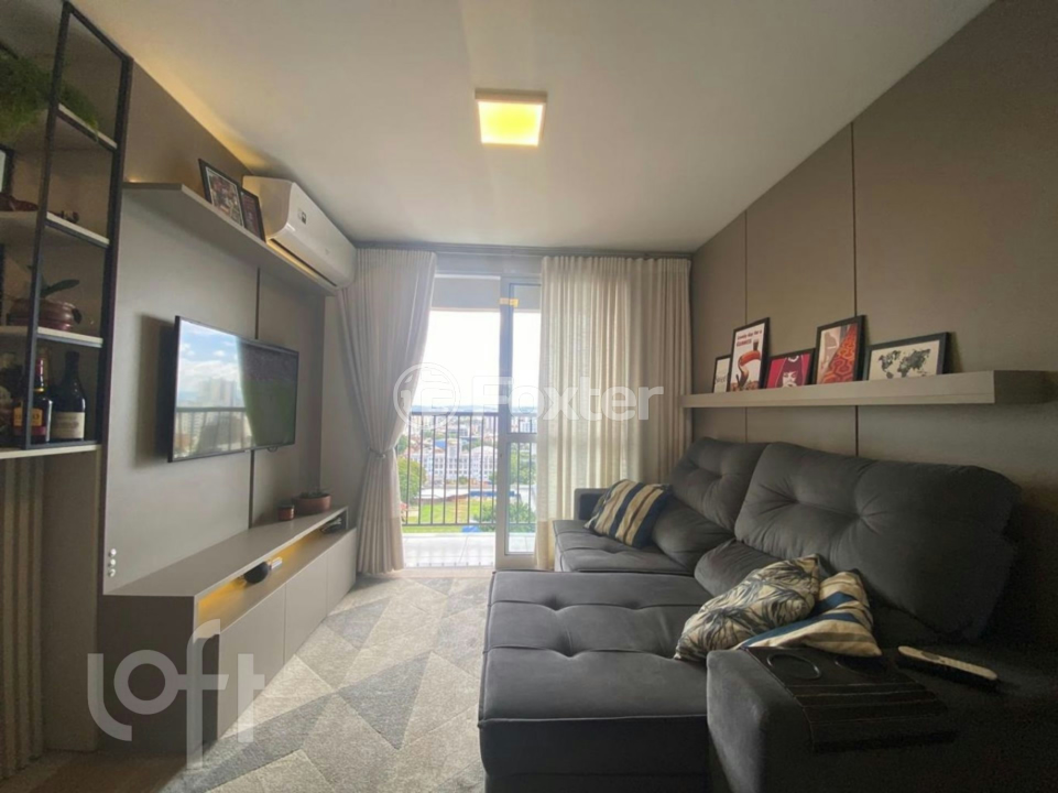 Apartamento à venda com 2 quartos, 71m² - Foto 1
