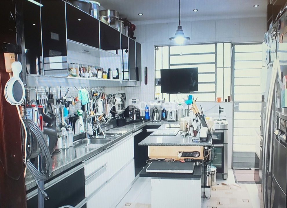 Casa à venda com 2 quartos, 240m² - Foto 8
