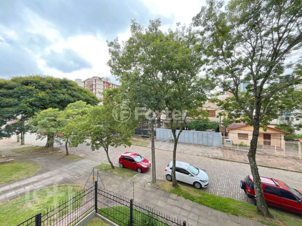 Apartamento à venda com 3 quartos, 85m² - Foto 29