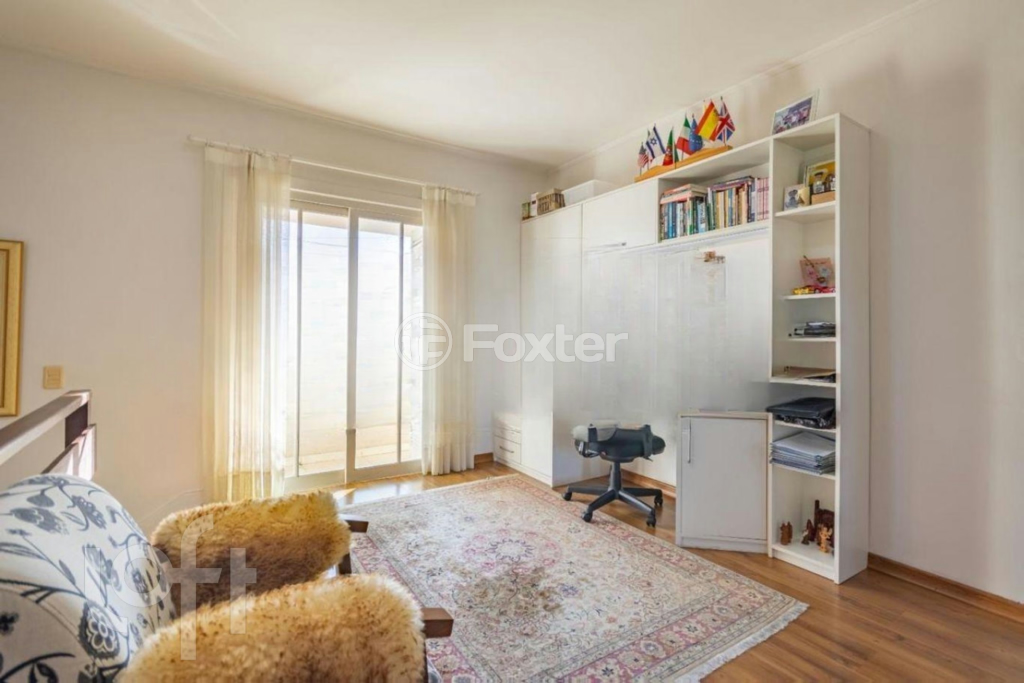 Casa à venda com 3 quartos, 235m² - Foto 18