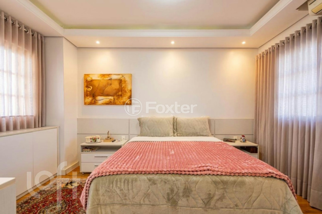 Casa à venda com 3 quartos, 235m² - Foto 7
