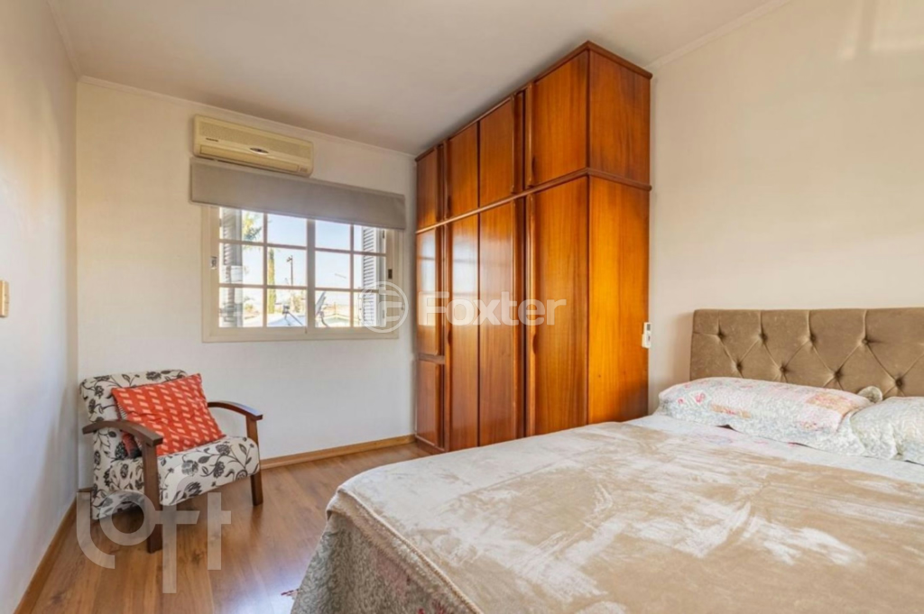 Casa à venda com 3 quartos, 235m² - Foto 11