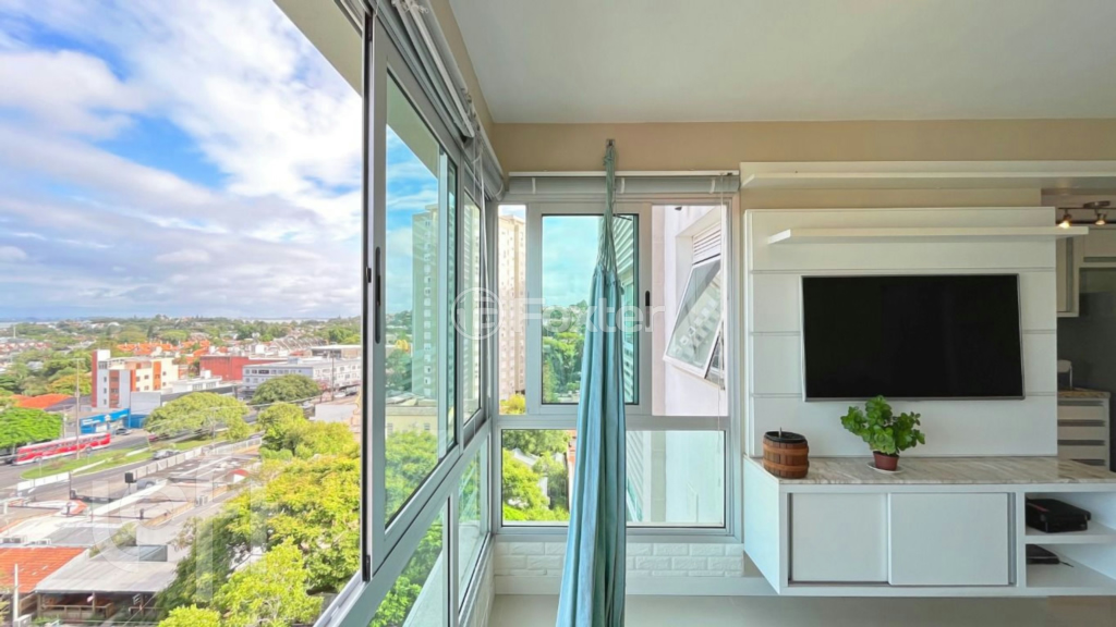 Apartamento à venda com 2 quartos, 68m² - Foto 2