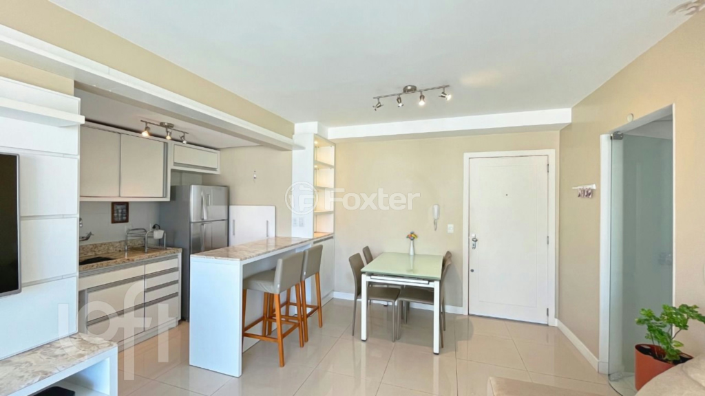 Apartamento à venda com 2 quartos, 68m² - Foto 11