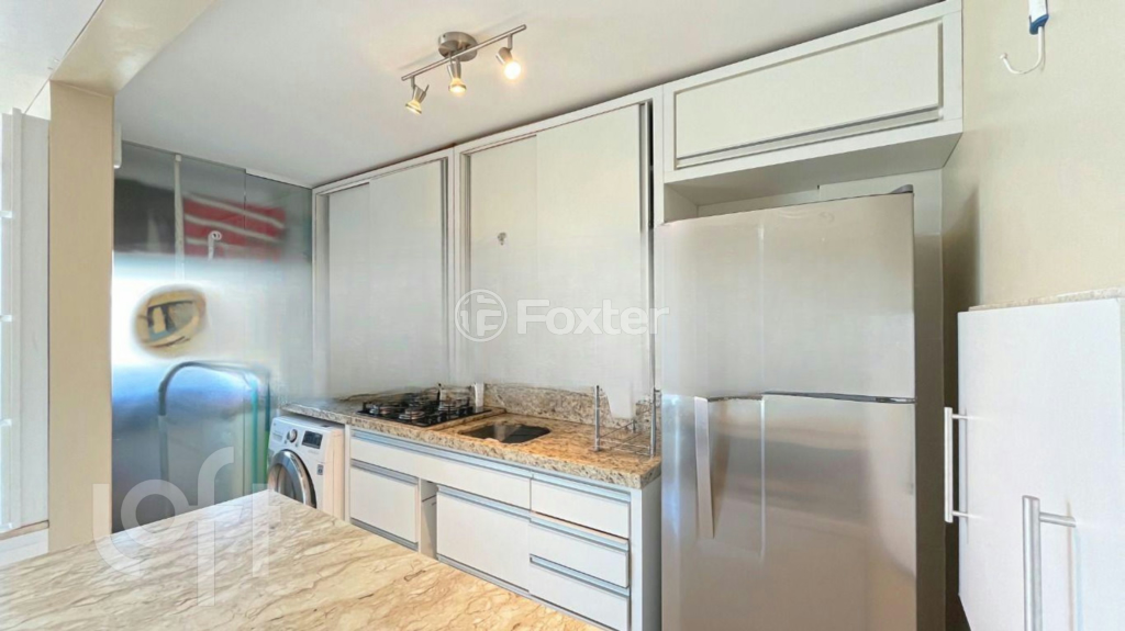 Apartamento à venda com 2 quartos, 68m² - Foto 12