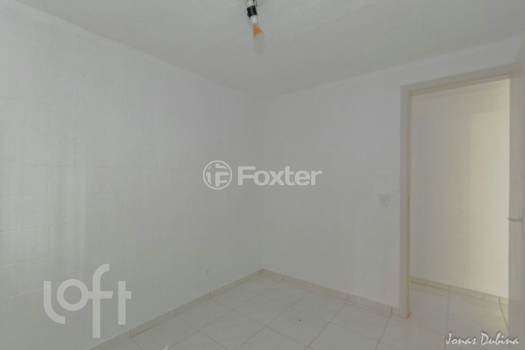 Apartamento à venda com 2 quartos, 40m² - Foto 11