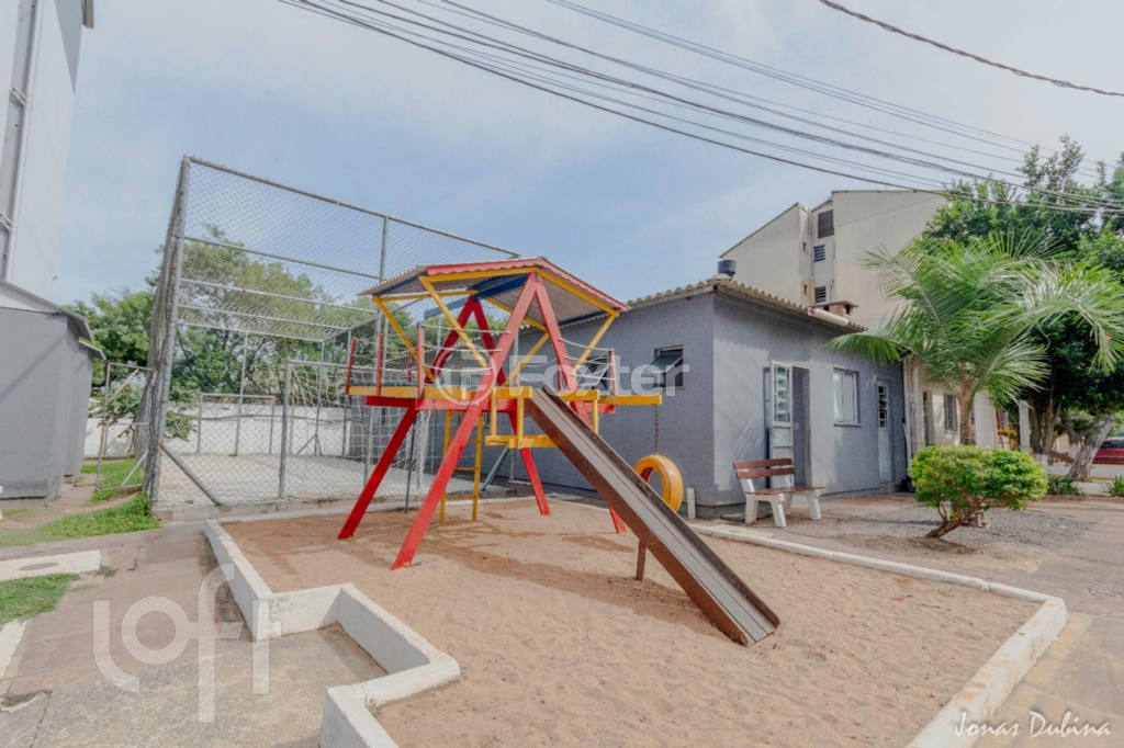 Apartamento à venda com 2 quartos, 40m² - Foto 17
