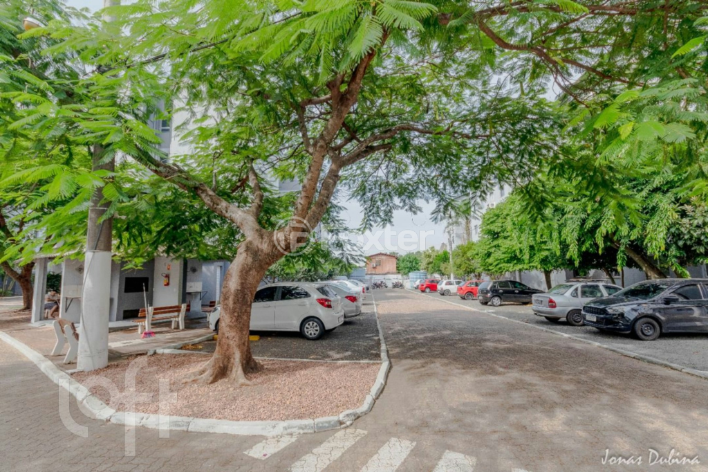 Apartamento à venda com 2 quartos, 40m² - Foto 16
