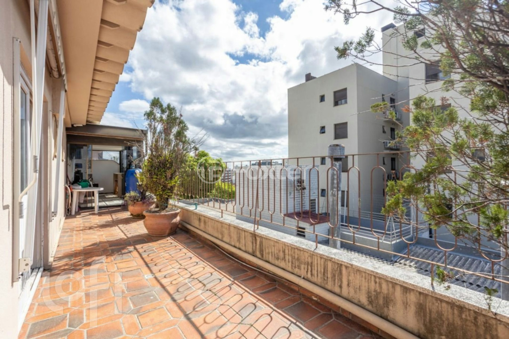 Cobertura à venda com 3 quartos, 157m² - Foto 1