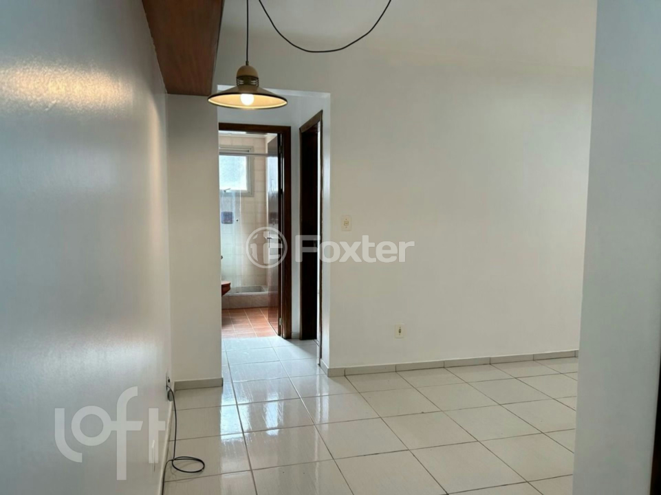 Apartamento à venda com 1 quarto, 45m² - Foto 2