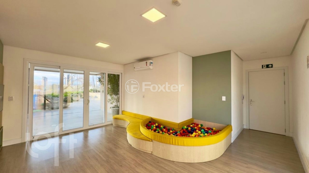 Apartamento à venda com 3 quartos, 125m² - Foto 29