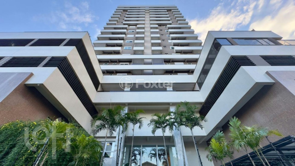 Apartamento à venda com 3 quartos, 125m² - Foto 1